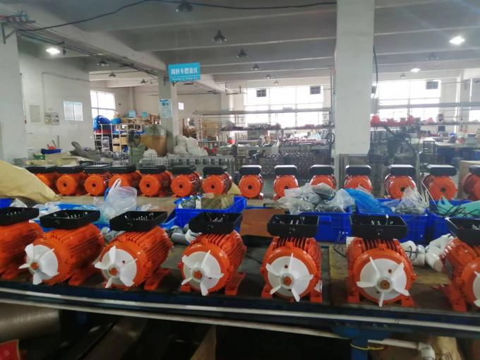 มอเตอร์ AC ไฟฟ้าระยะเดียว 2.2KW 3HP 380V 50HZ 2300 รอบ / นาที โฮสติกอลูมิเนียมปิดกันระเบิด 110V มอเตอร์ปั๊ม 5KW 22