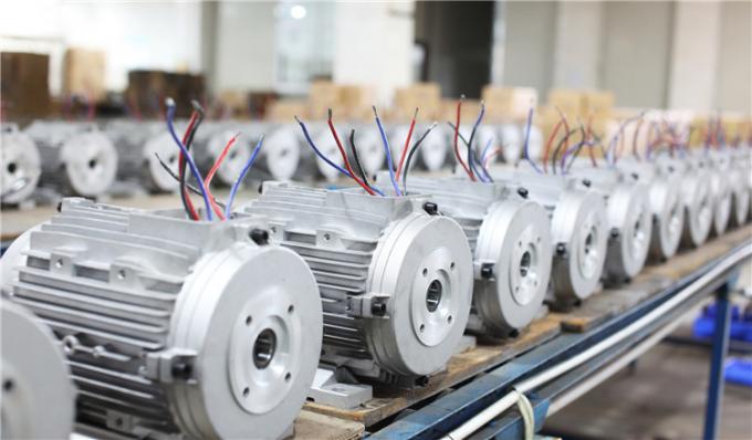 50Hz 60Hz กันน้ํา 0.09kw 0.12Hp เครื่องยนต์ไฟฟ้าสี่ขั้วแบบไม่สมอง 380V 1500RPM สามเฟสปิด 220V แอค โวลเตจ 9