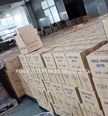 มอเตอร์อินดูชันแบบเดียว 5.5hp 4kw 220V 1500rpm สําหรับเครื่องปรับอากาศอุตสาหกรรม 1 ปี 7